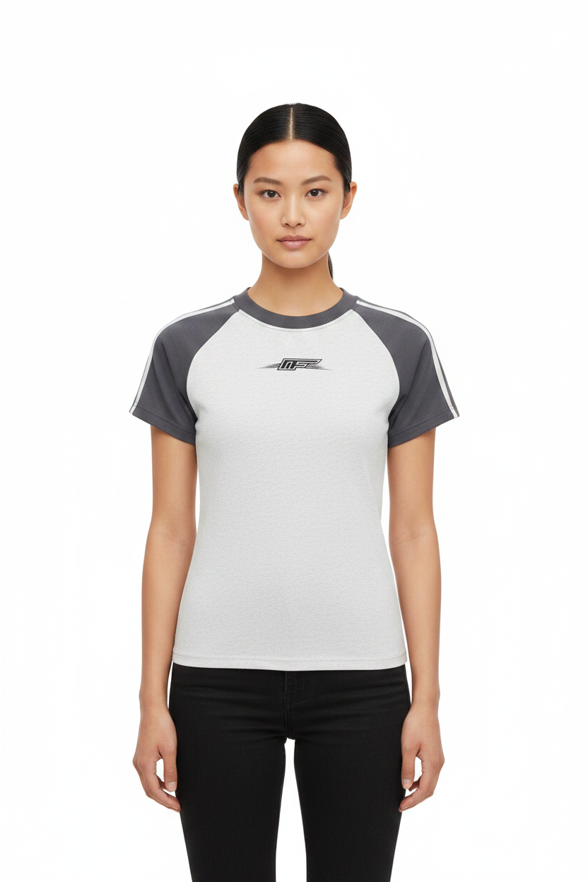 Chic Comfort: Bodycon Raglan Sleeve T-Shirt for Everyday Style