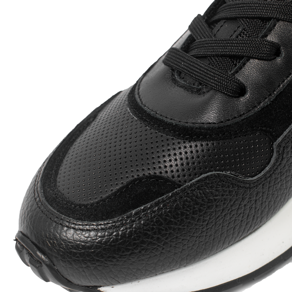 Road Runner Mr Black - IFY Sports