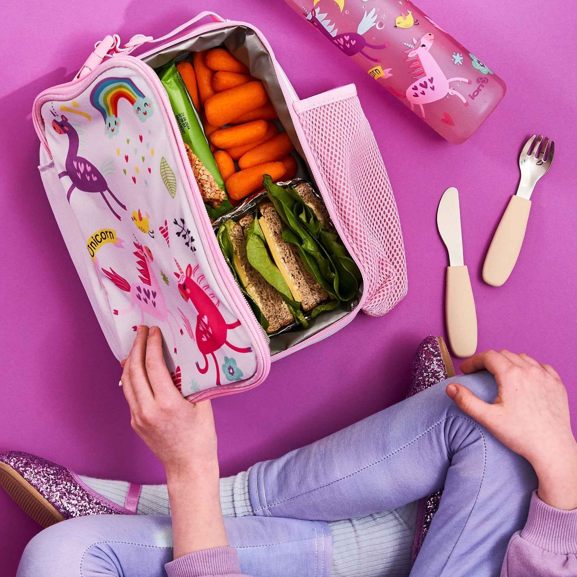 Kids Lunch Bag, Insulated, Unicorns, Medium