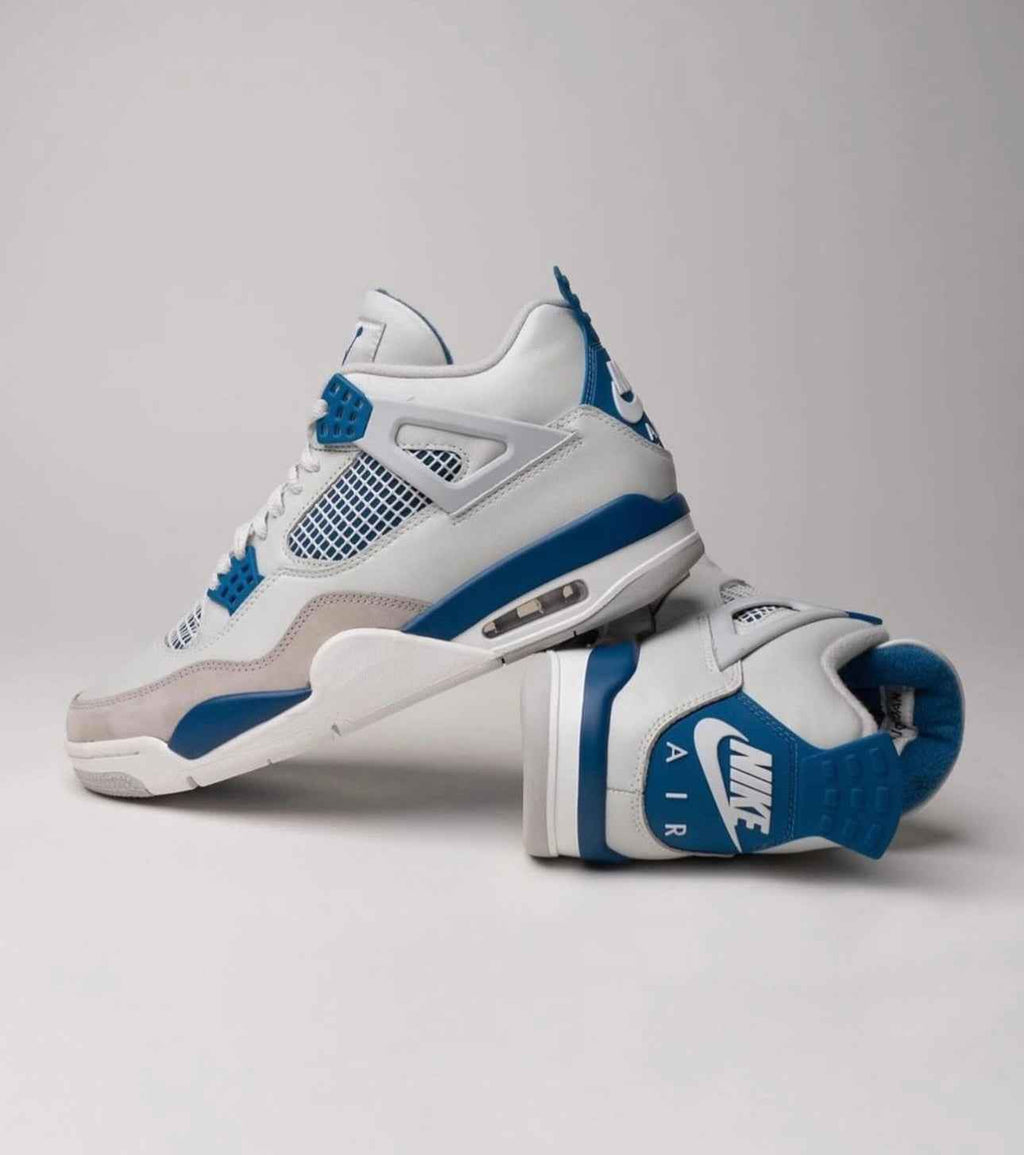 Air Jordan 4 Retro 'Military Blue' (2024)