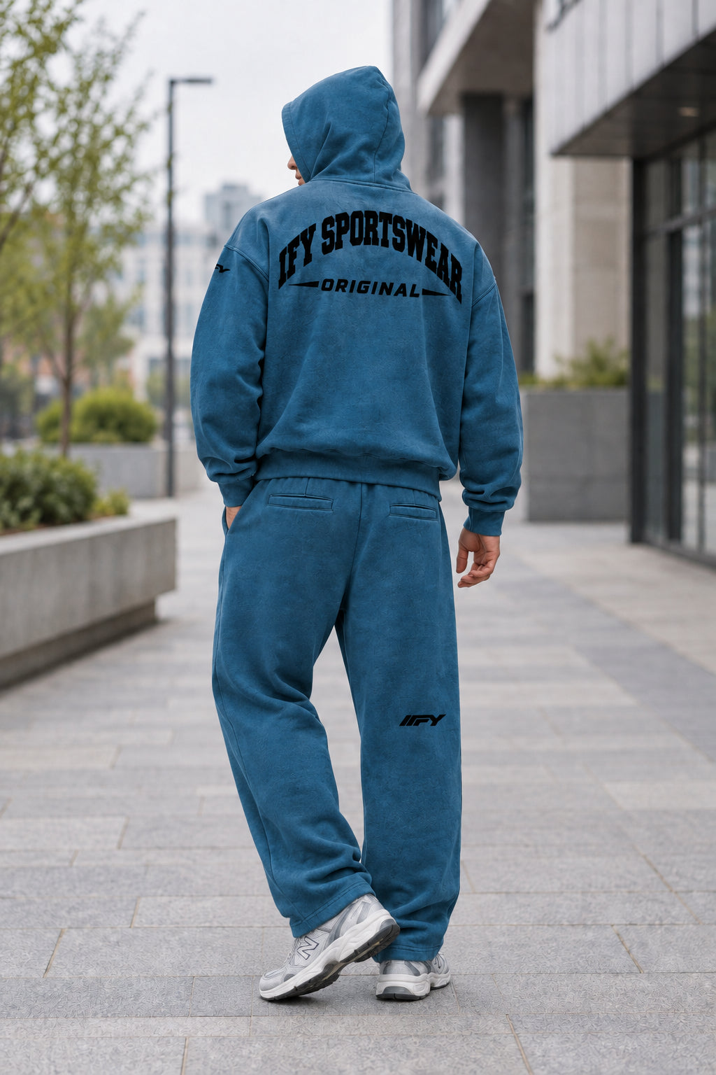 Oversized Boxy-Fit Fleece Hoodie