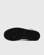 Jordan 1 Retro High OG 'Washed Black'
