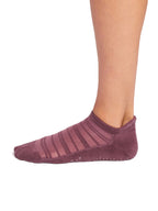 Tavi Savvy Breeze Grip Socks